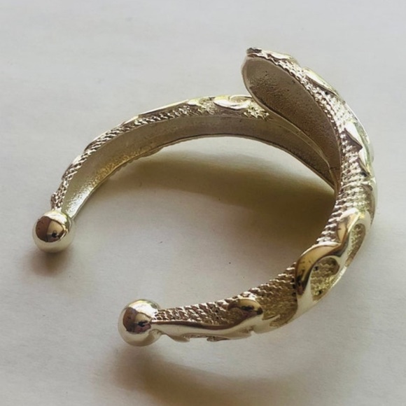 Signed YSL Yves Saint Laurent Silver Scroll Vintage Cuff Bracelet - Picture 7 of 9